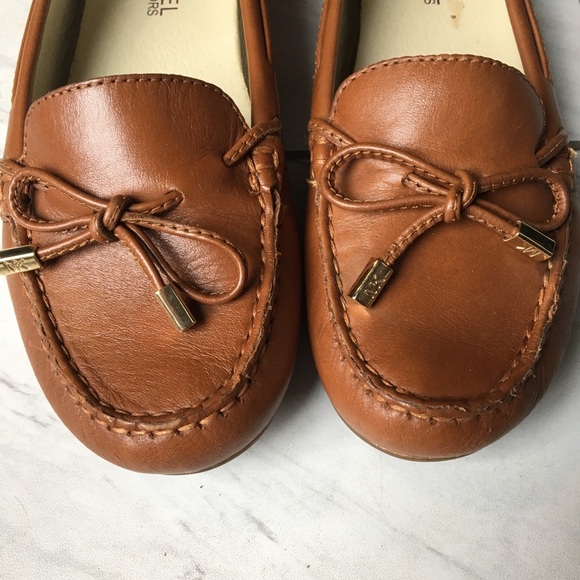 Michael Kors Sutton Loafers - Picture 4 of 8